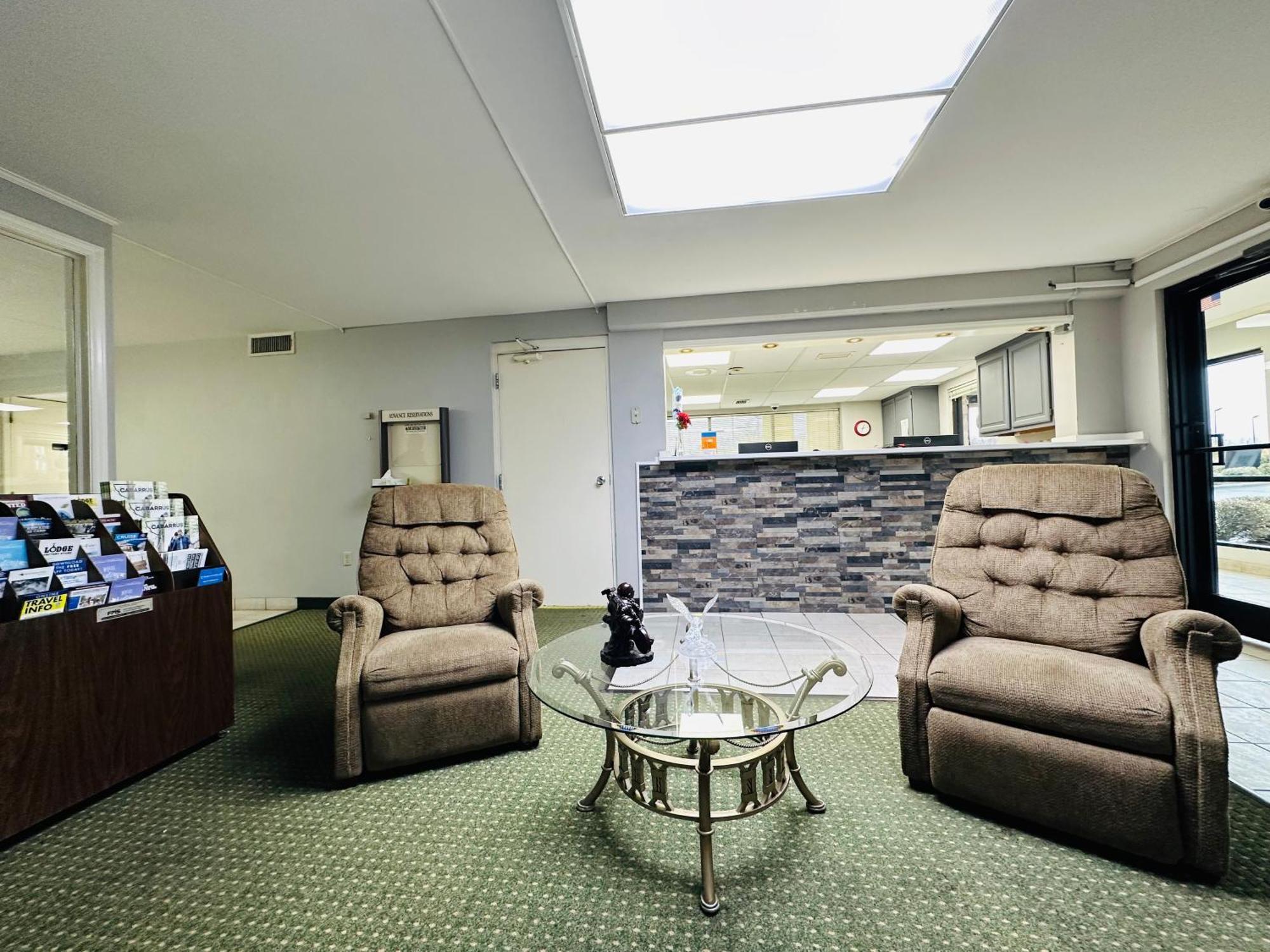 Econo Lodge カナポリス エクステリア 写真