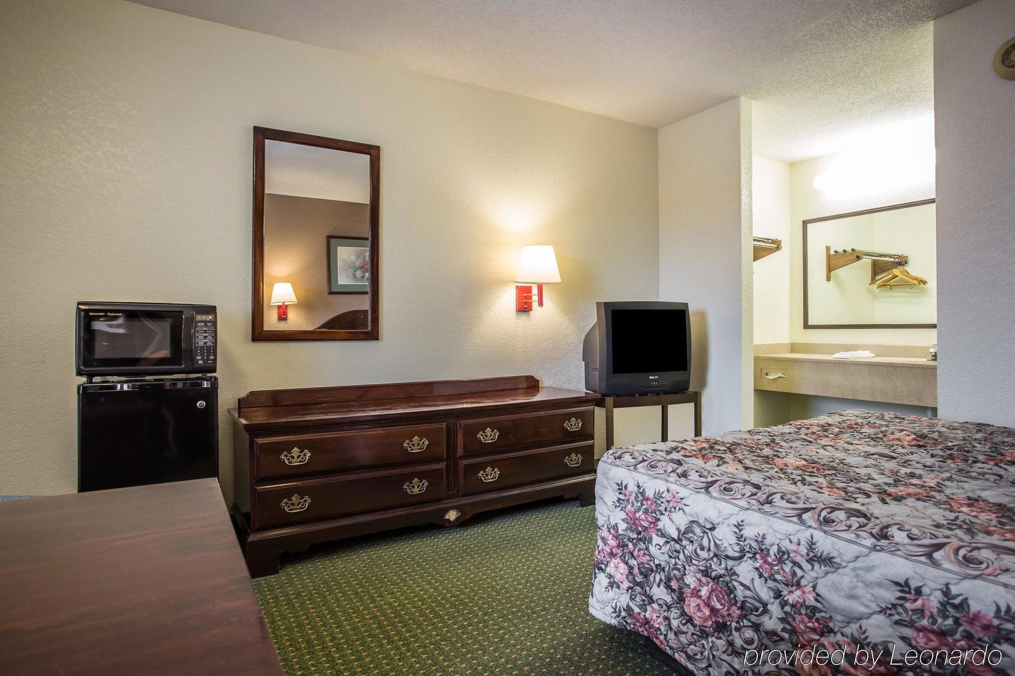 Econo Lodge カナポリス エクステリア 写真