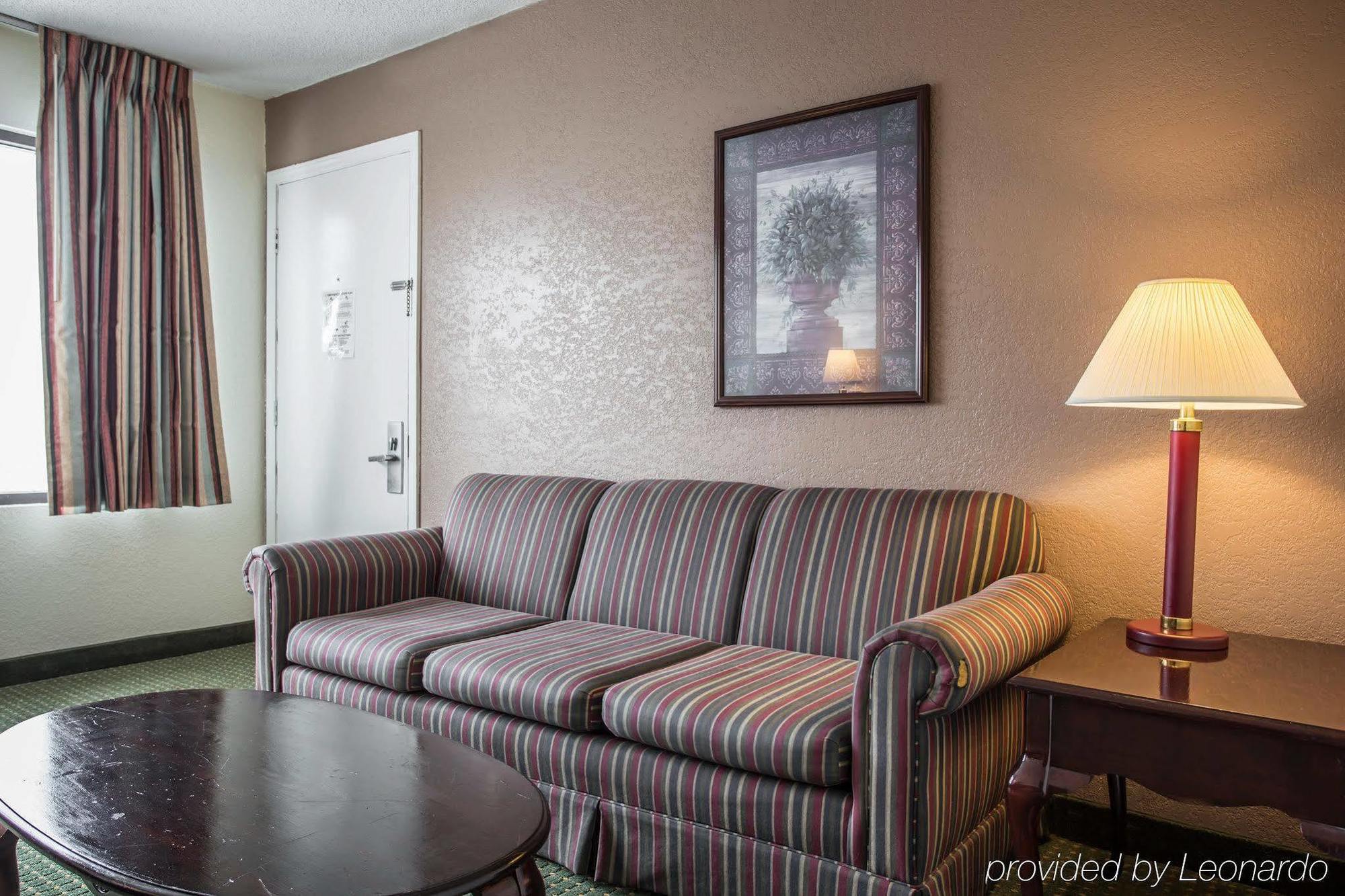 Econo Lodge カナポリス エクステリア 写真