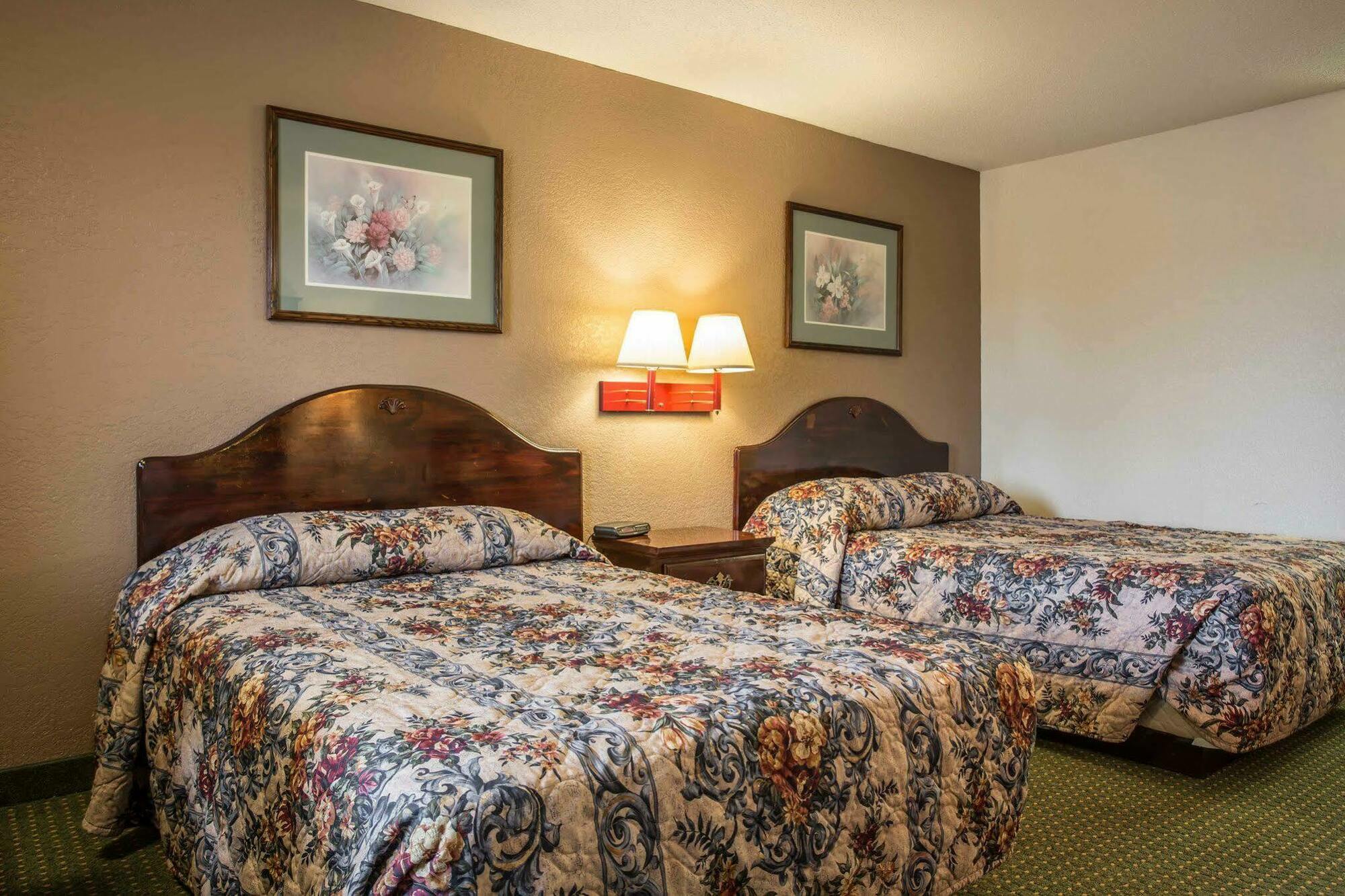Econo Lodge カナポリス エクステリア 写真
